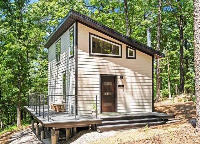 Property at 55 County Road 1081, Eureka Springs, AR 72632, 1 bed, 1 bath