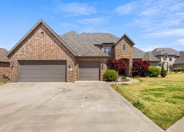Property at 6905 W Balmoral Dr, Rogers, AR 72758, 5 beds, 4.5 baths