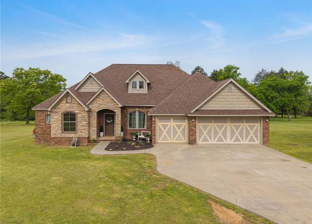 Property at 409 Stone Mountain Loop, Alma, AR 72921, 3 beds, 2.5 baths