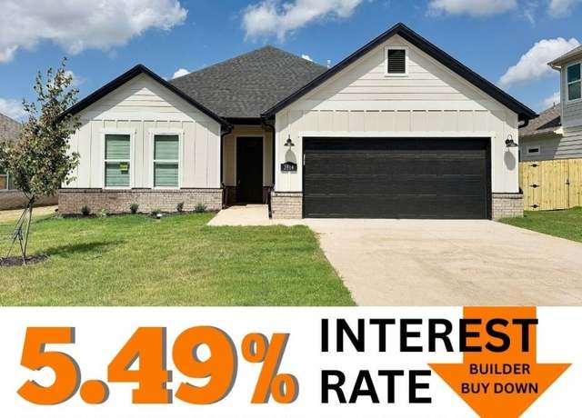 Property at 3814 Tranquility St, Springdale, AR 72764, 4 beds, 2 baths