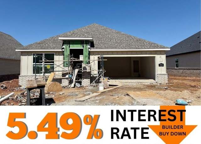 Property at 3822 Tranquility St, Springdale, AR 72764, 4 beds, 2 baths