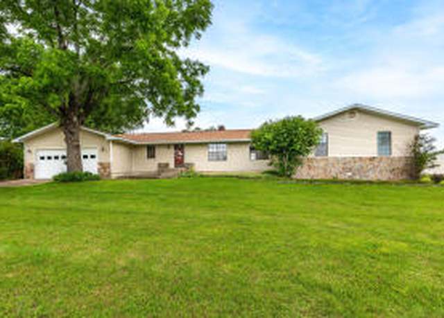Property at 6952 S Whispering Pine Rd, Harrison, AR 72601, 3 beds, 2 baths