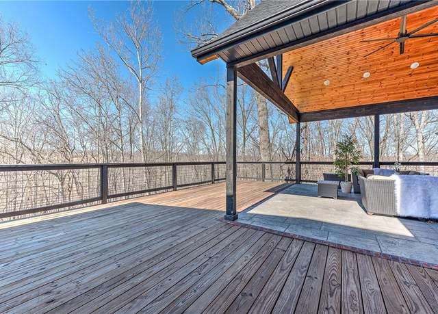 Property at 10601 Bluewater Psge, Rogers, AR 72756, 4 beds, 3.5 baths