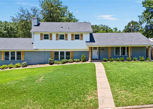 Property at 240 S Beaumont Ave, Russellville, AR 72801, 4 beds, 3 baths