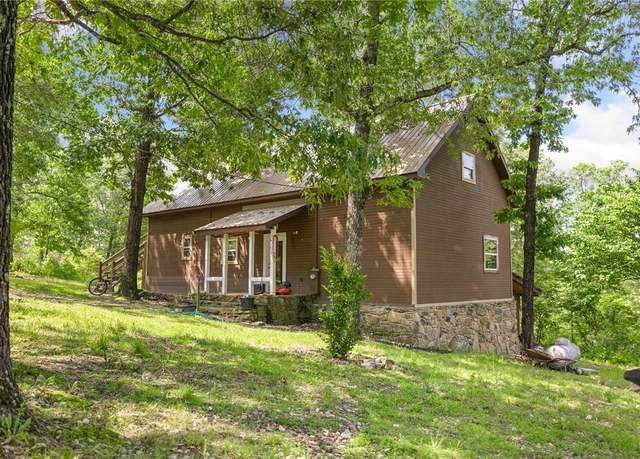 Property at 305 Spirit Dr, St. Joe, AR 72675, 4 beds, 2.5 baths