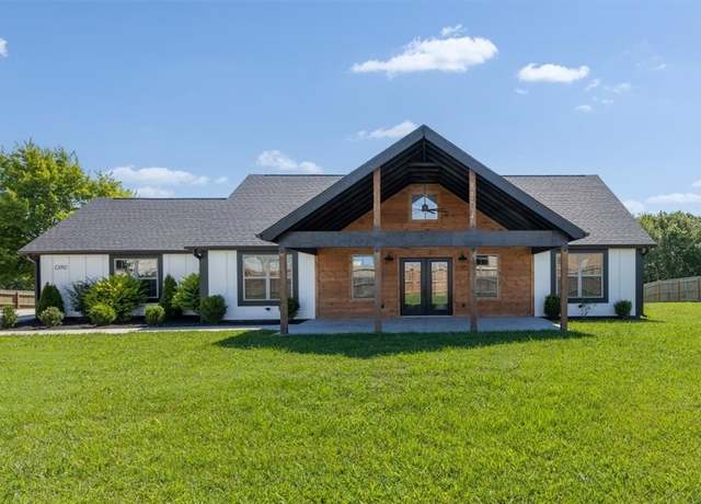 Property at 12092 Guyll Ridge Rd, Rogers, AR 72756, 3 beds, 2 baths