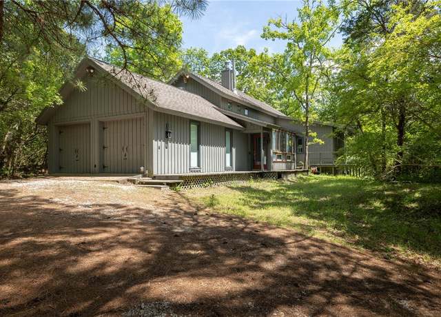 Property at 19584 Neills Bluff Rd, Springdale, AR 72764, 3 beds, 2 baths