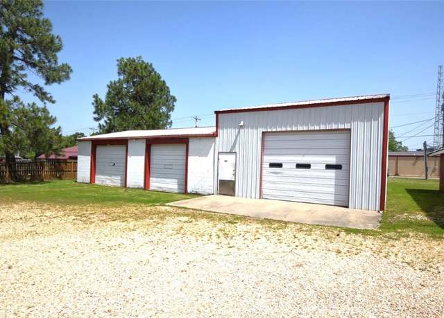 Property at 103 W Walnut St, Stilwell, OK 74960
