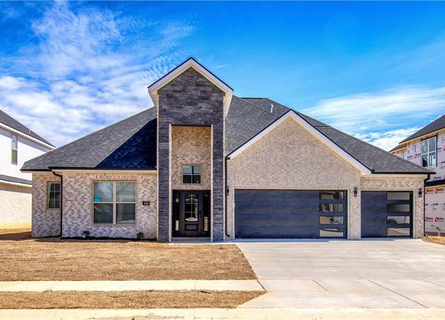 Property at 440 Rainforest Loop, Centerton, AR 72719, 4 beds, 3 baths