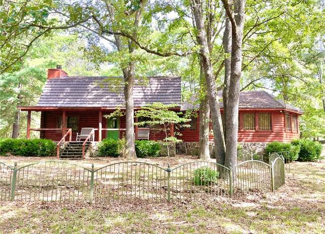 Property at 867 Mill Pond Rd, Cedarville, AR 72932, 4 beds, 2.5 baths