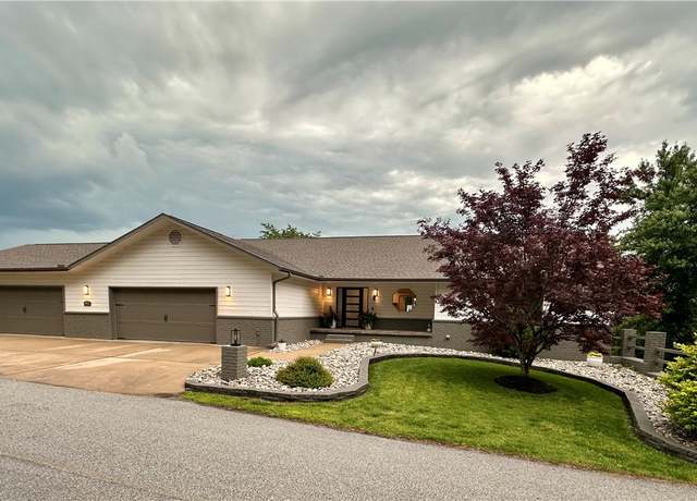 Property at 8021 Old White River Rd, Rogers, AR 72756, 4 beds, 4.5 baths