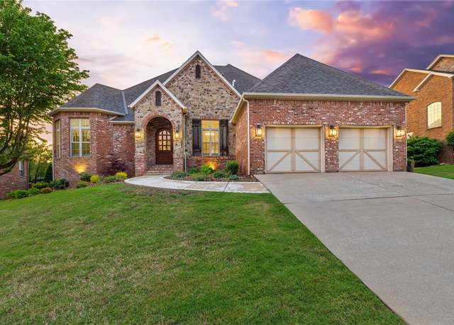 Property at 5414 S Turnberry Rd, Rogers, AR 72758, 4 beds, 3.5 baths
