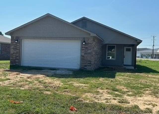 Property at 100 Millwood Rd, Clarksville, AR 72830, 3 beds, 2 baths