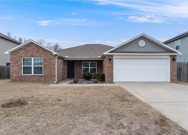 Property at 802 SW Green World St, Bentonville, AR 72712, 4 beds, 2 baths