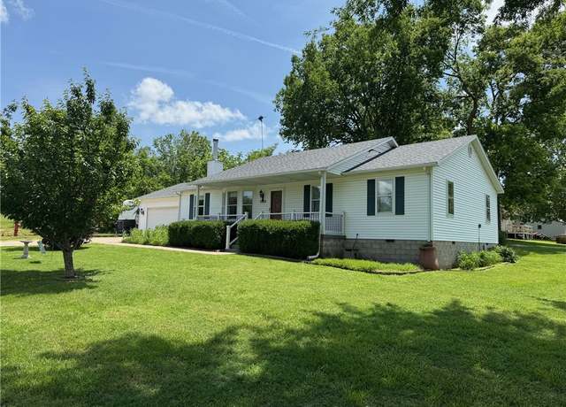 Property at 940 Hickory, Washburn, MO 65772, 3 beds, 2 baths