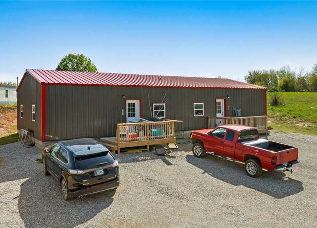 Property at 7693/7695 Blockade Vlg, Seligman, MO 65745, 4 beds, 3 baths