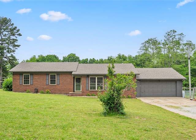 Property at 11322 Campbell Rd, Fayetteville, AR 72701, 5 beds, 3 baths