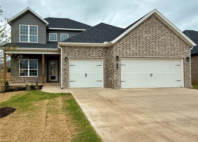 Property at 1908 Ferguson St, Pea Ridge, AR 72751, 4 beds, 2.5 baths