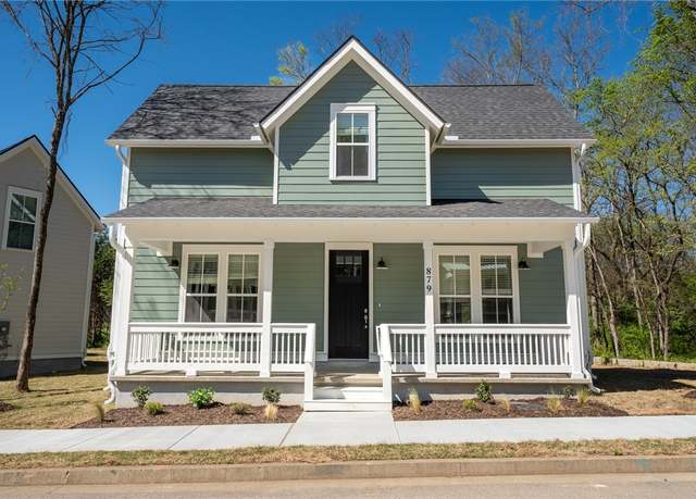 Property at 879 S Waxflower Ave, Fayetteville, AR 72701, 2 beds, 1.5 baths