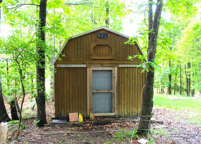 Property at 9324 Tomerlin Grist Mill Rd, Rogers, AR 72756, 1 bed, 0.5 baths
