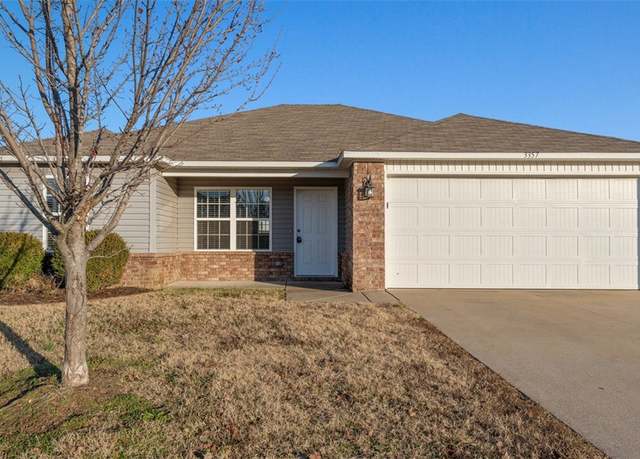 Property at 3357 Justice Dr, Springdale, AR 72764, 3 beds, 2 baths