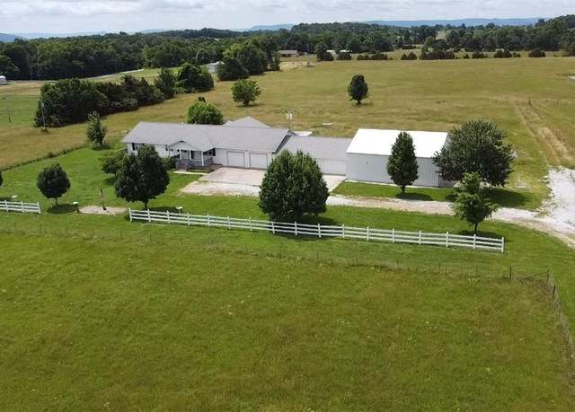 Property at 10486 W 206 Hwy, Harrison, AR 72601, 3 beds, 3.5 baths