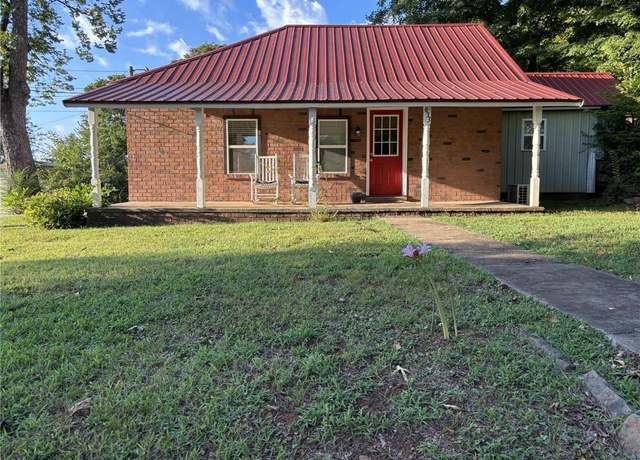 Property at 933 Serviceberry Rd, Mountainburg, AR 72946, 2 beds, 1 bath