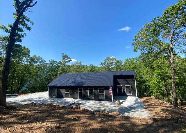 Property at 6303 Michael Shane Dr, Harrison, AR 72601, 5 beds, 2 baths