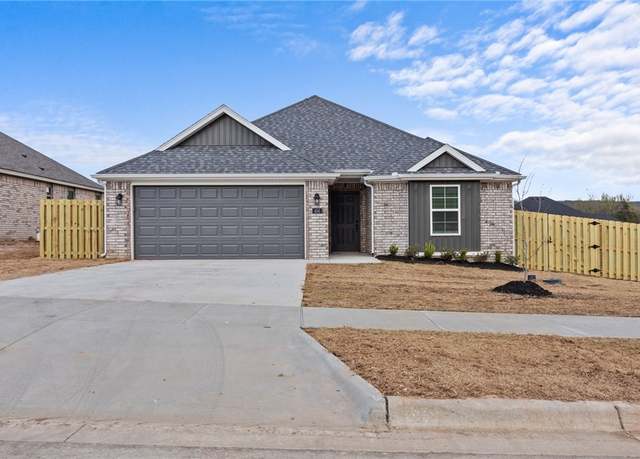 Property at 450 Hall St, West Fork, AR 72774, 3 beds, 2 baths