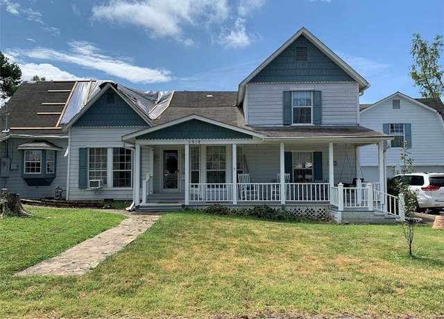 Property at 1310 Pecan St, Rogers, AR 72758, 6 beds, 4 baths