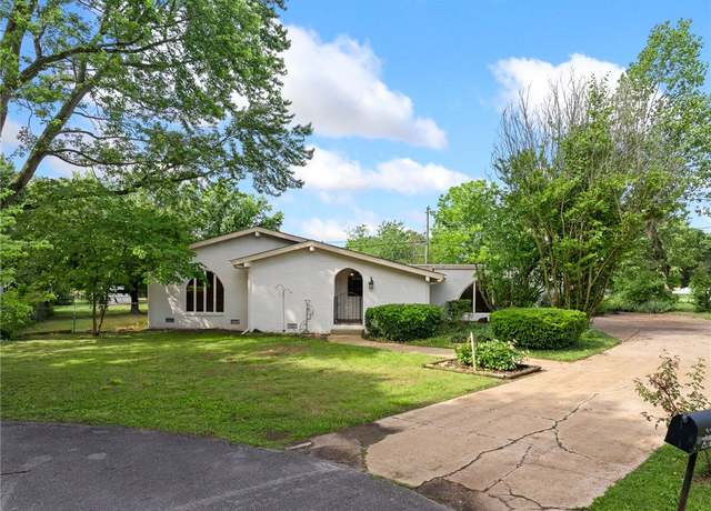Property at 3916 O Street Ter, Harrison, AR 72601, 3 beds, 2 baths