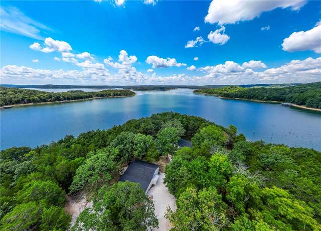 Property at 10500 Cedar Creek Ln, Garfield, AR 72732, 7 beds, 4.5 baths