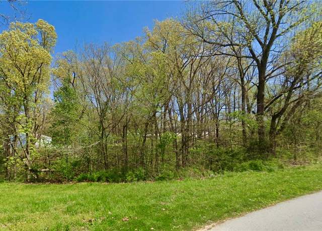 Property at 16127 Robin Rd, Bella Vista, AR 72715