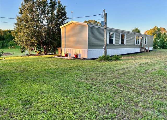 Property at 34 Cecil Rd, Morrilton, AR 72811, 3 beds, 2 baths
