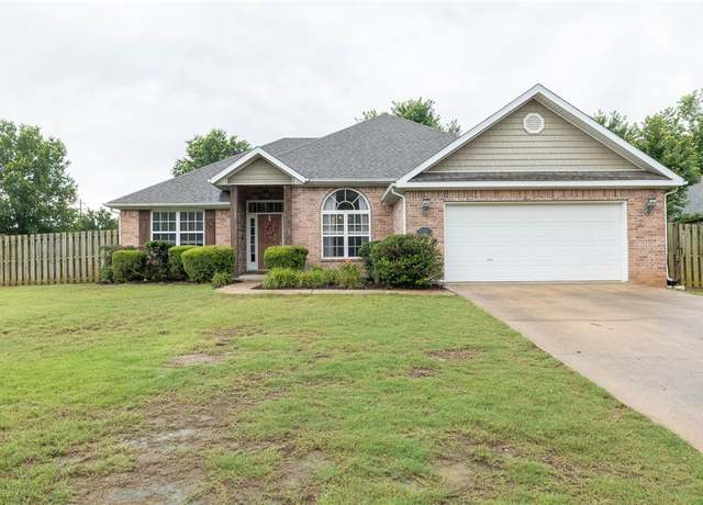 Property at 4949 W Waverly Rd, Fayetteville, AR 72704, 3 beds, 2 baths