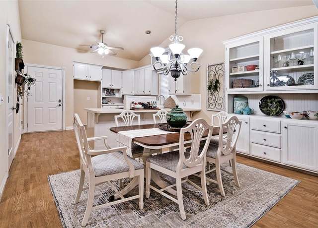 Property at 1783 Oxford Pl, Springdale, AR 72764, 4 beds, 2.5 baths