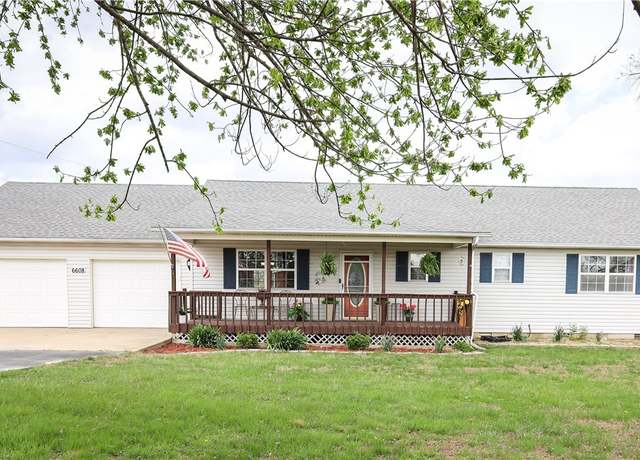 Property at 6608 Lynx Ln, Harrison, AR 72601, 3 beds, 2.5 baths