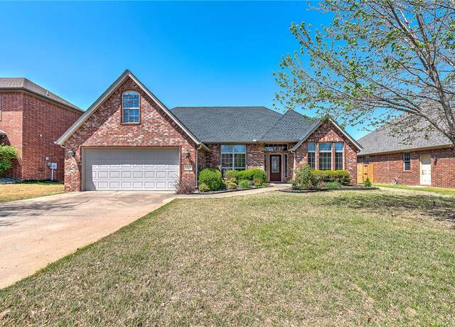 Property at 4004 SW Banbury Dr, Bentonville, AR 72713, 4 beds, 3 baths