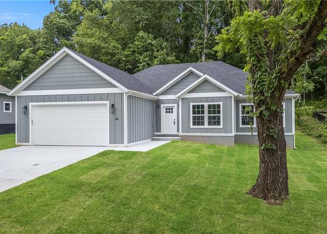 Property at 45 Overton Dr, Bella Vista, AR 72714, 3 beds, 2 baths