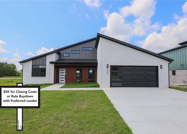 Property at 4945 Weeping Willow Ave, Springdale, AR 72764, 3 beds, 2 baths