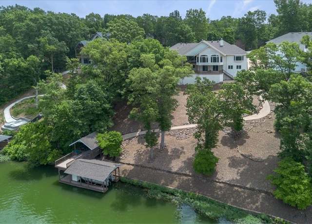 Property at 89 Stonehaven Dr, Bella Vista, AR 72715, 3 beds, 3.5 baths