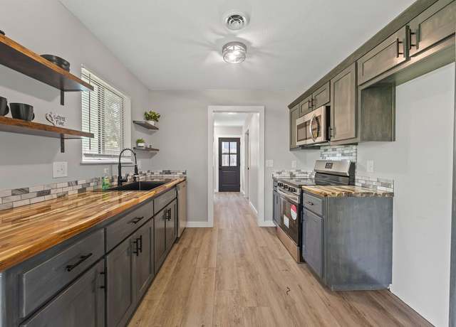 Property at 1004 N 30th St, Rogers, AR 72756, 4 beds, 1.5 baths
