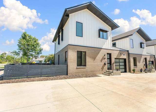 Property at 614 NW Bike Ct, Bentonville, AR 72712, 3 beds, 2.5 baths