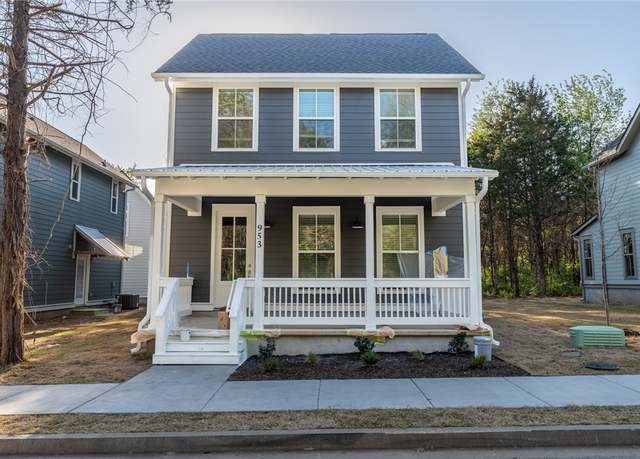 Property at 953 S Waxflower Ave, Fayetteville, AR 72701, 3 beds, 3 baths