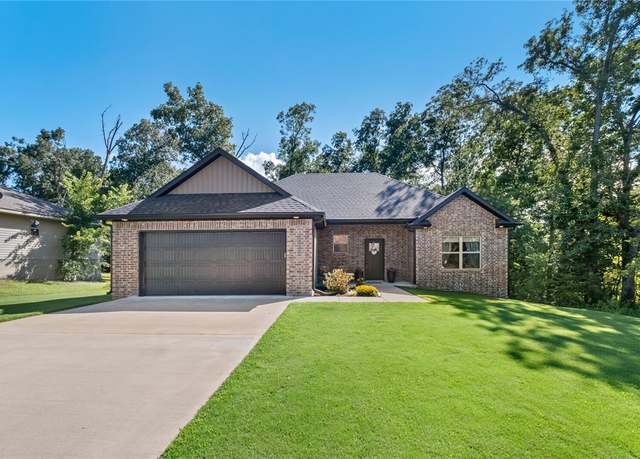 Property at 2 Elvanfoot Ln, Bella Vista, AR 72715, 3 beds, 2 baths