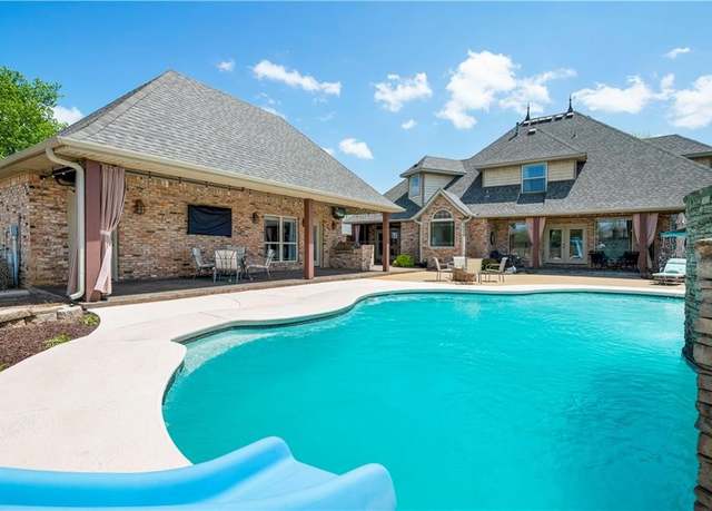 Property at 11523 Frisco Dr, Farmington, AR 72730, 4 beds, 4.5 baths