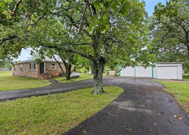 Property at 719 Upper Mcguire Loop, Russellville, AR 72802, 3 beds, 1 bath