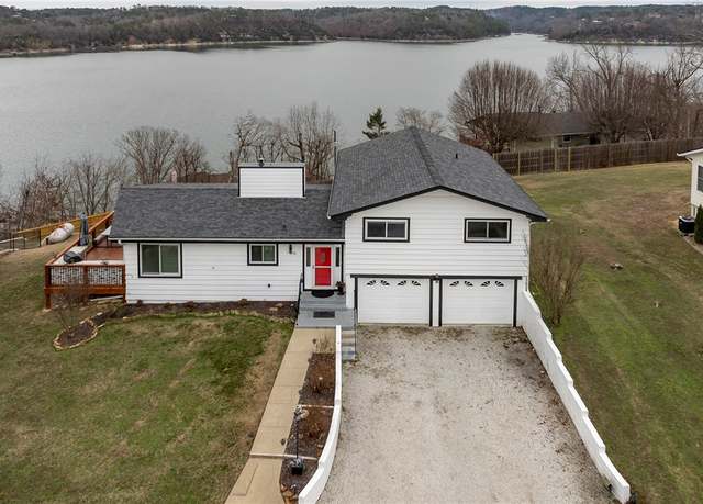 Property at 8116 Pine Ln, Rogers, AR 72756, 3 beds, 2.5 baths