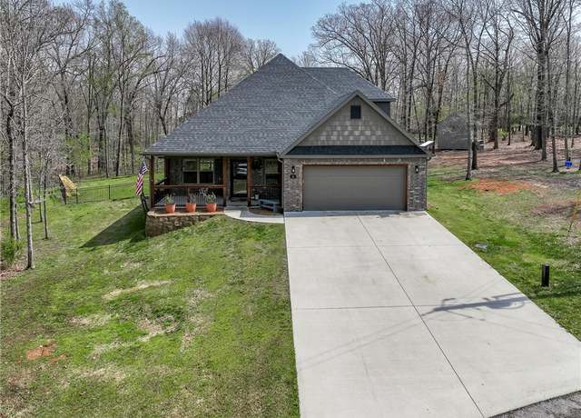 Property at 6 Gretna Green Ln, Bella Vista, AR 72715, 3 beds, 2.5 baths