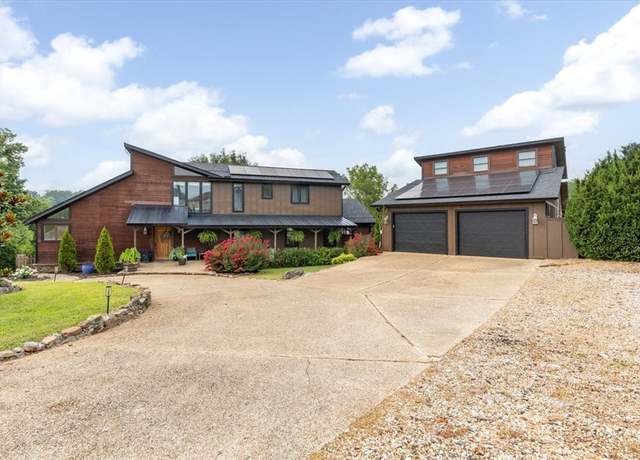 Property at 5104 Town Vu Rd, Bentonville, AR 72712, 4 beds, 4.5 baths